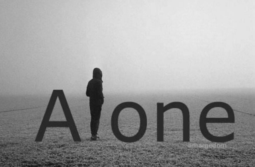 deep loneliness shayari